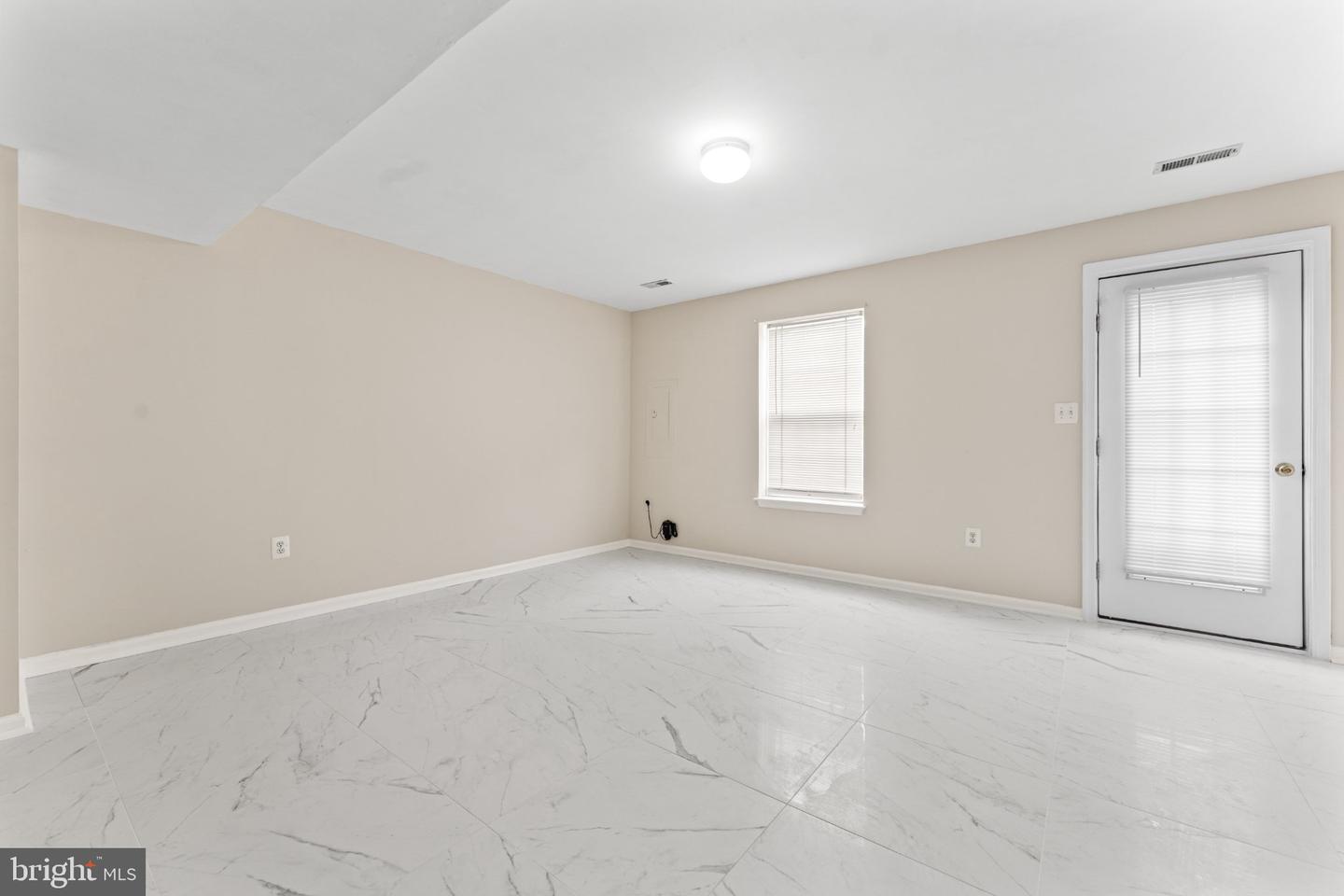 209 Ilona Ct Property Photo 32