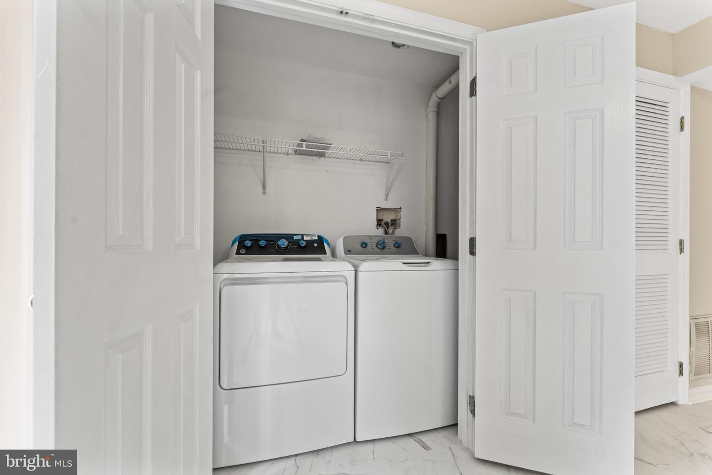 209 Ilona Ct Property Photo 36