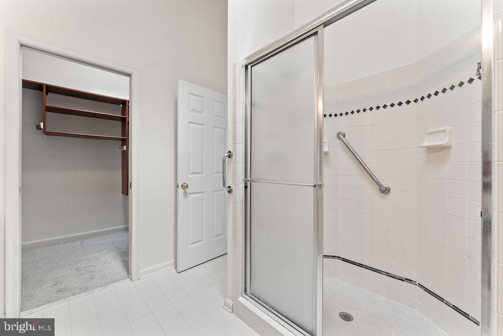 9 Meridan Ln Property Photo 32