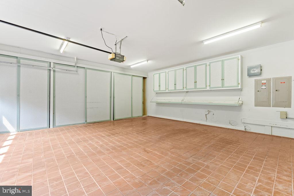9 Meridan Ln Property Photo 49