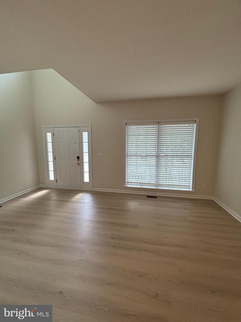 38 Hot Springs Way Property Photo 3