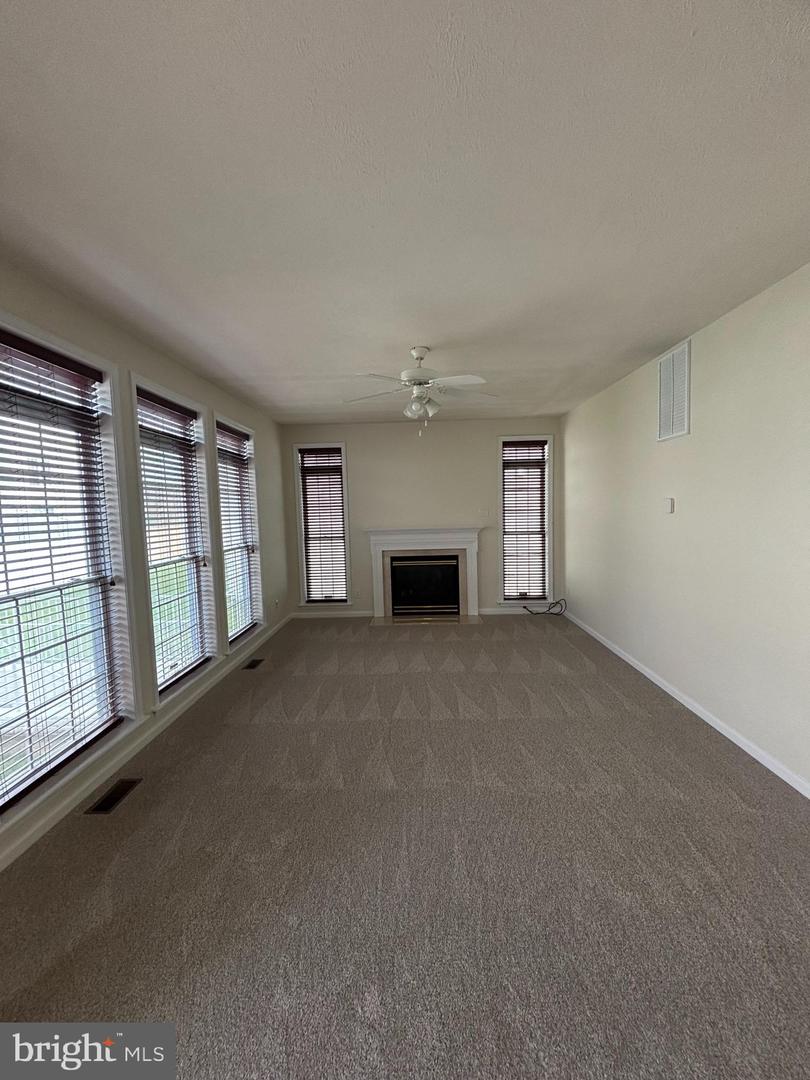38 Hot Springs Way Property Photo 12