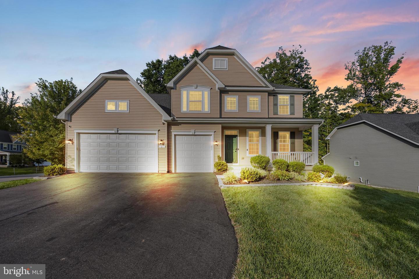 1 Knob Creek Ct Property Photo 1