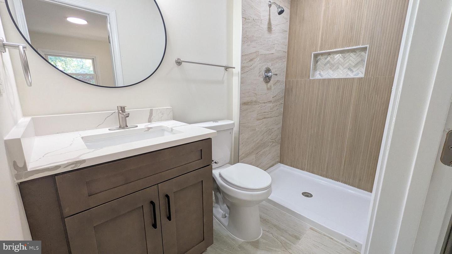 15 Winston Pl Property Photo 12