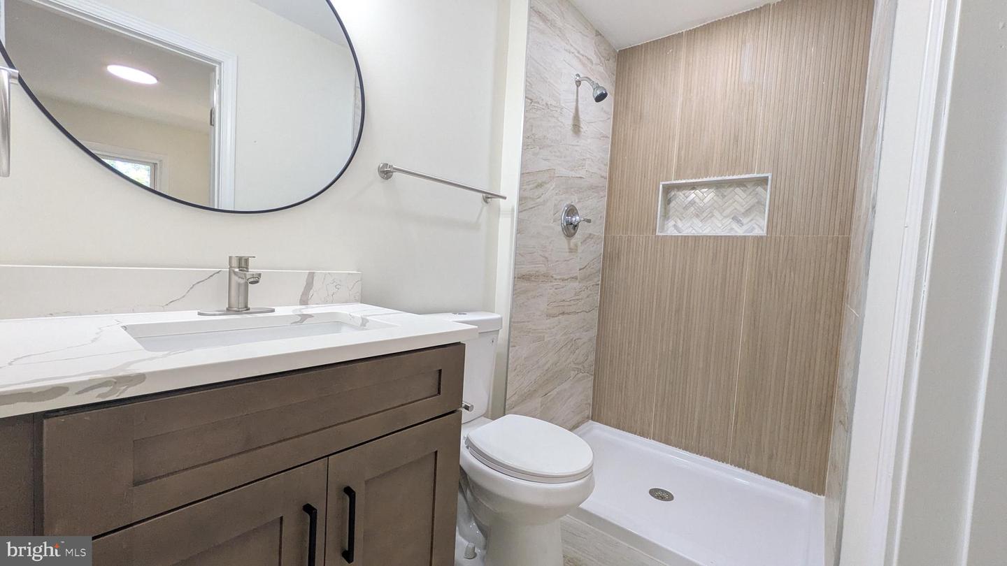 15 Winston Pl Property Photo 13
