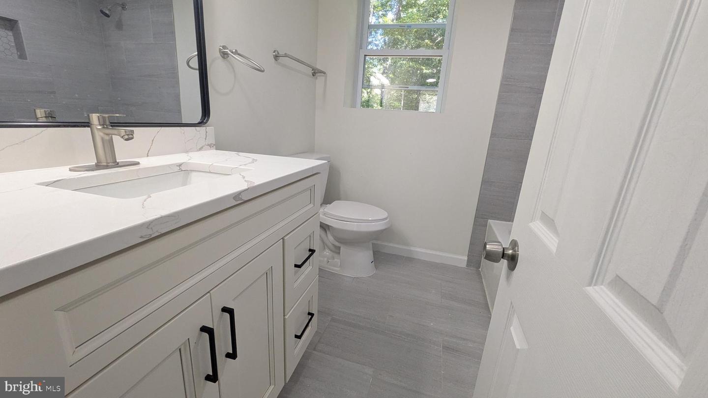 15 Winston Pl Property Photo 21