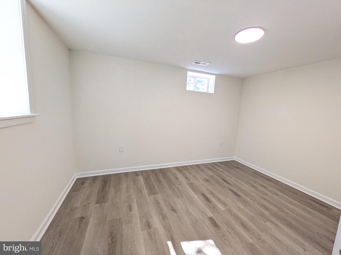 15 Winston Pl Property Photo 27