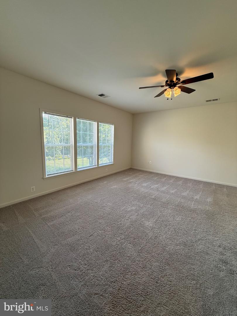 64 Riggs Rd Property Photo 13