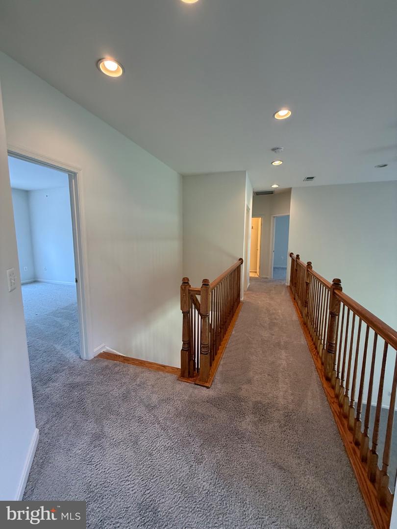 64 Riggs Rd Property Photo 18