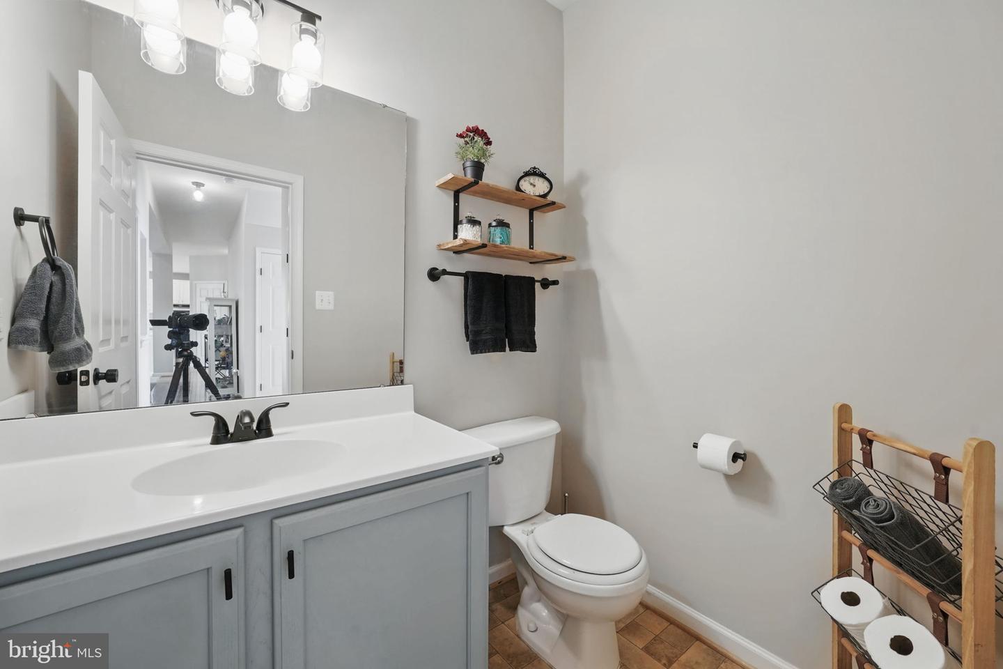 18 Bruce St Property Photo 16
