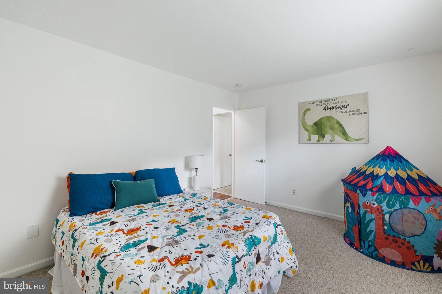 534 Cumberland Rd Property Photo 18