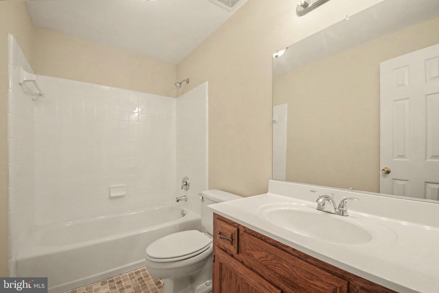 2411 Harpoon Dr Property Photo 21