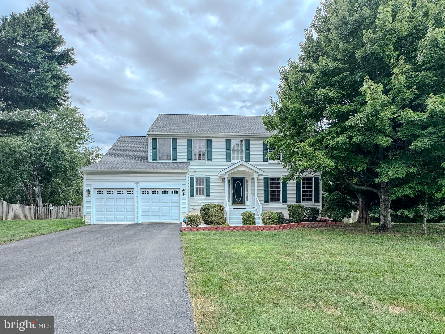 17 Oxen Ct Property Photo 1