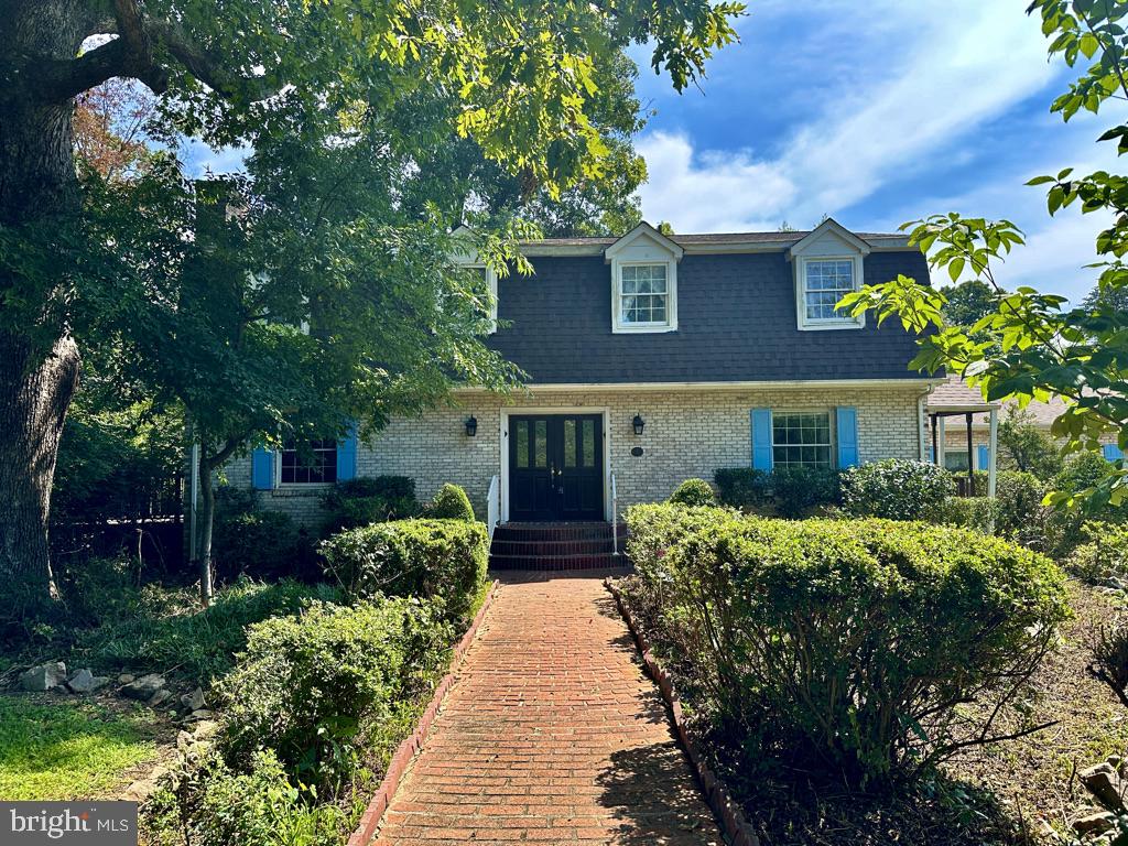 300 MOUNT OLIVE RD Property Photo 1