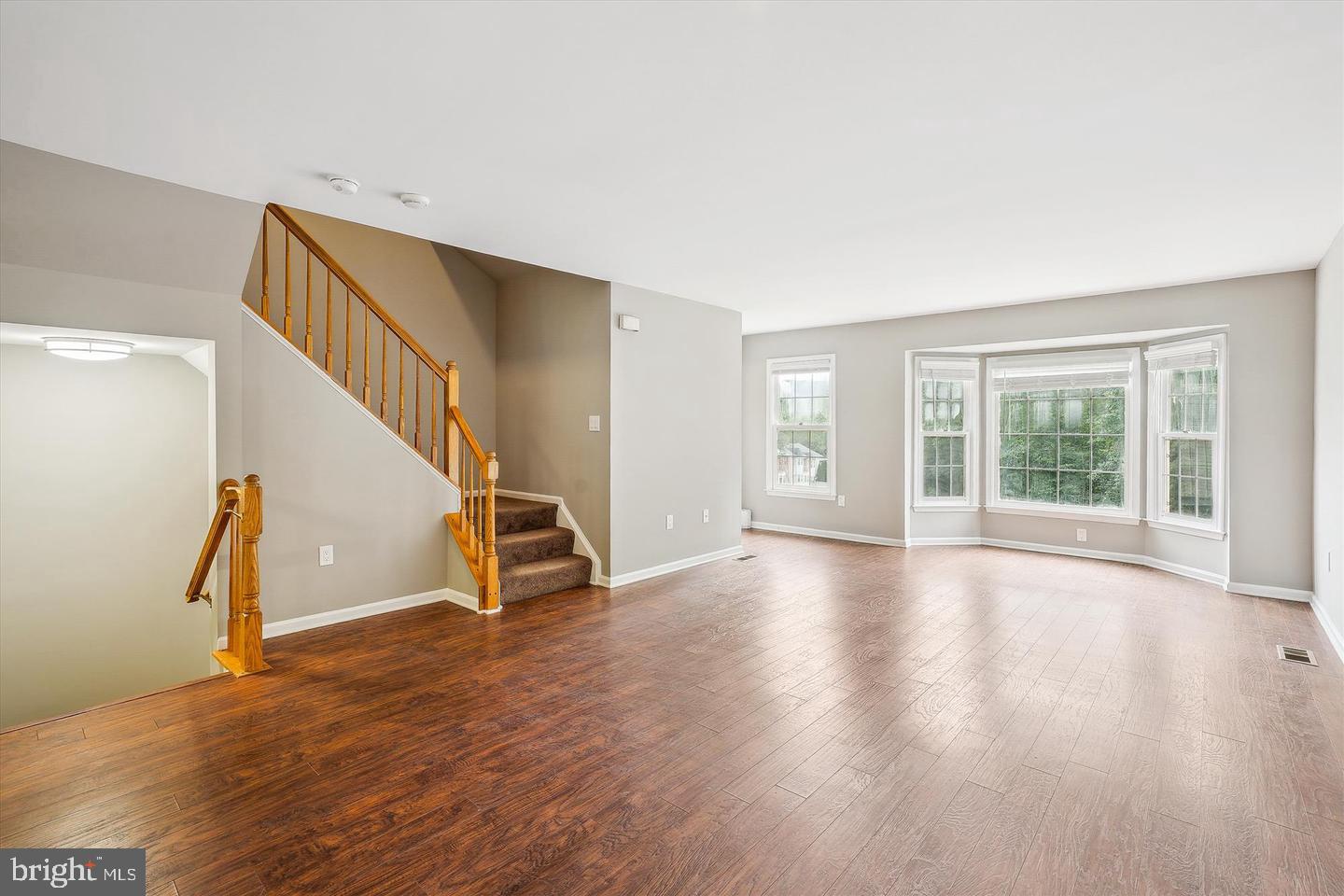 607 Twin Brook Ln Property Photo 7