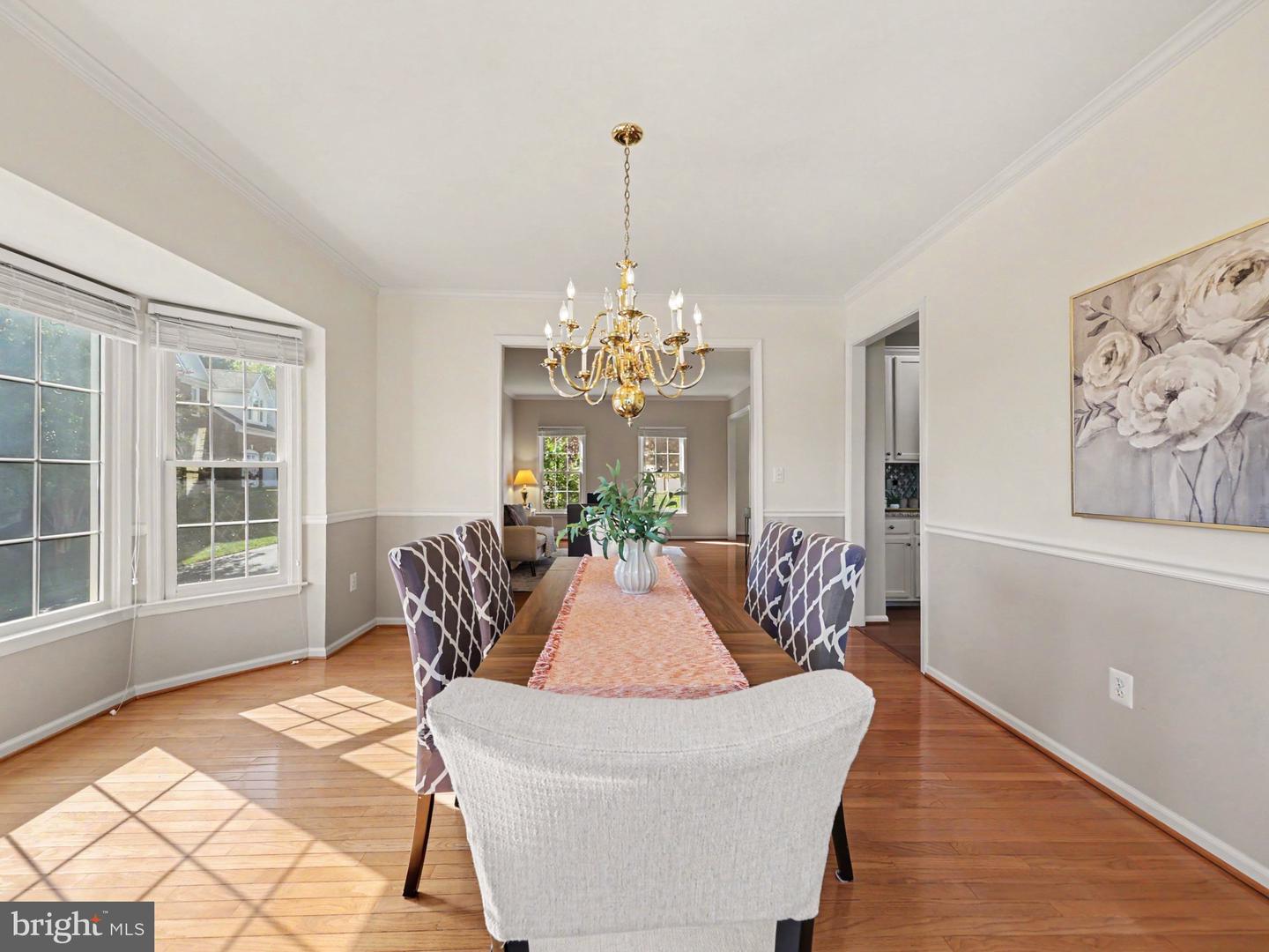 9 Thames Ct Property Photo 6