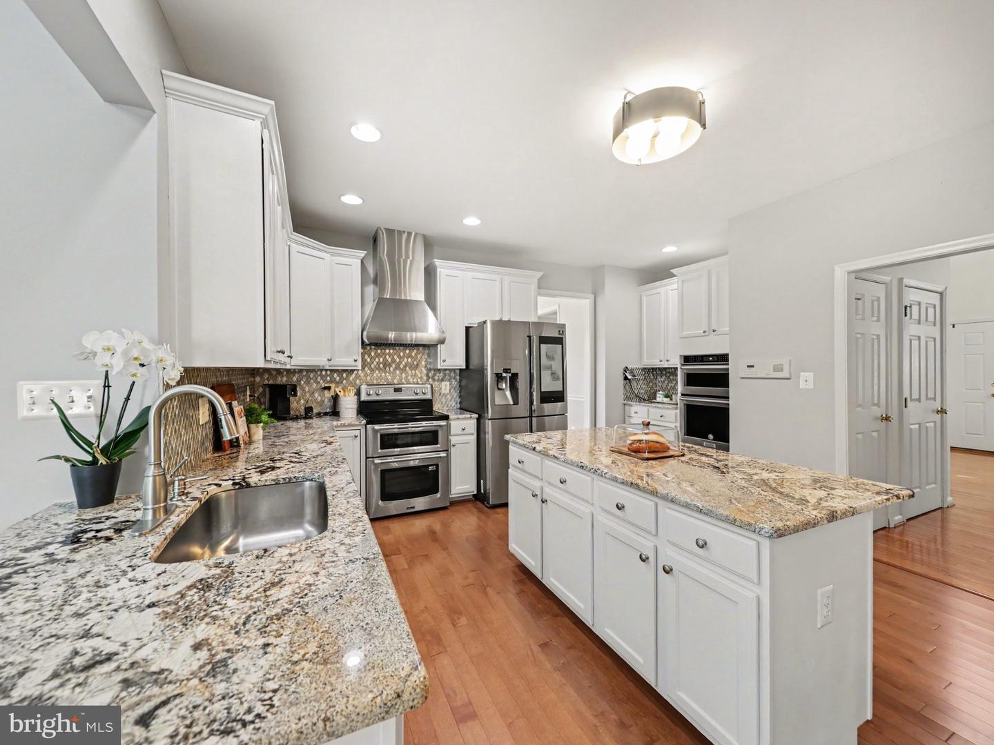 9 Thames Ct Property Photo 10