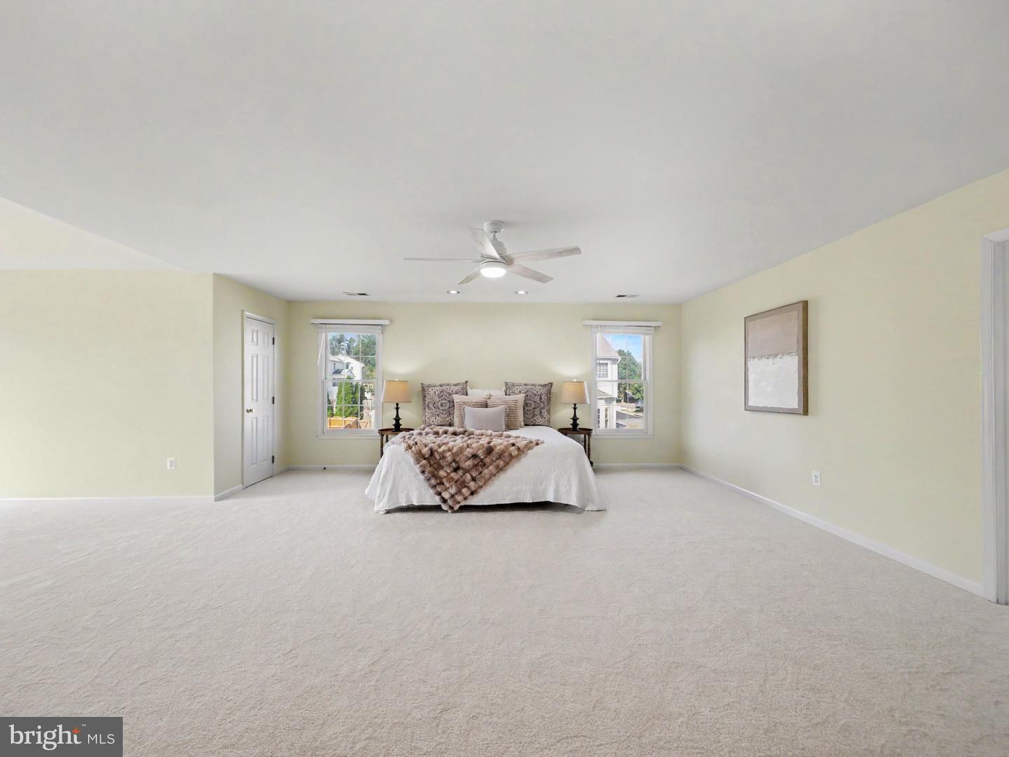 9 Thames Ct Property Photo 23