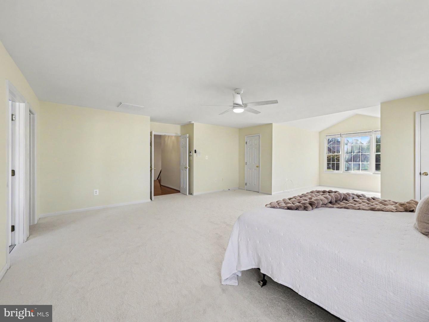 9 Thames Ct Property Photo 25