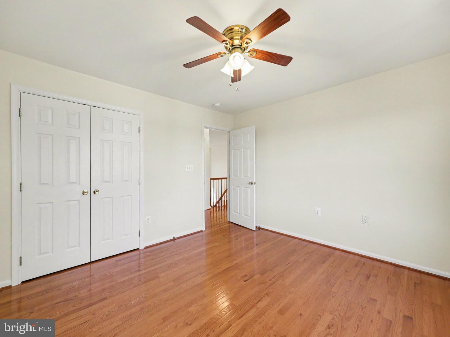 9 Thames Ct Property Photo 34