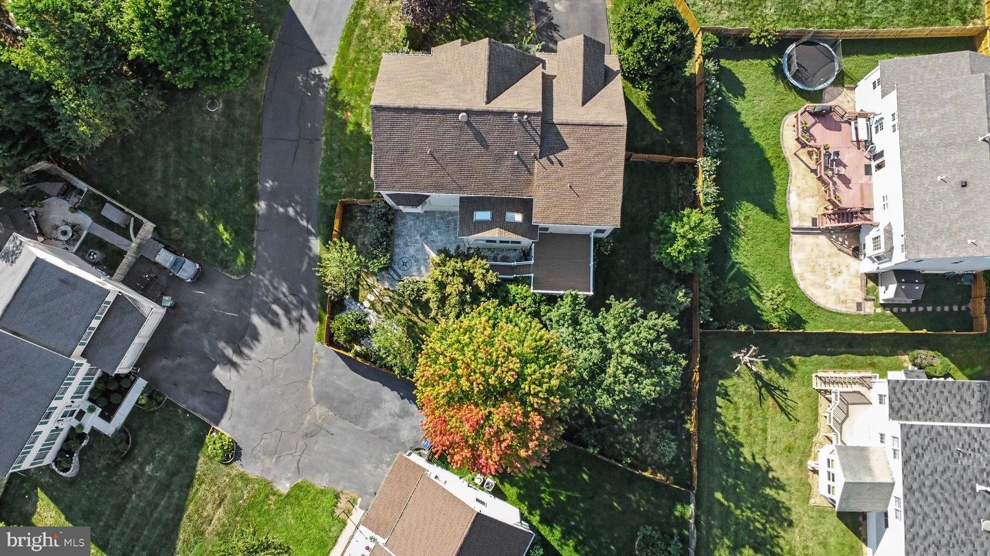 9 Thames Ct Property Photo 61