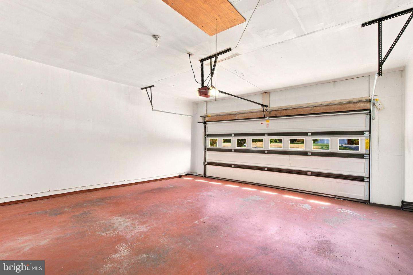 9 Derby Dr Property Photo 55