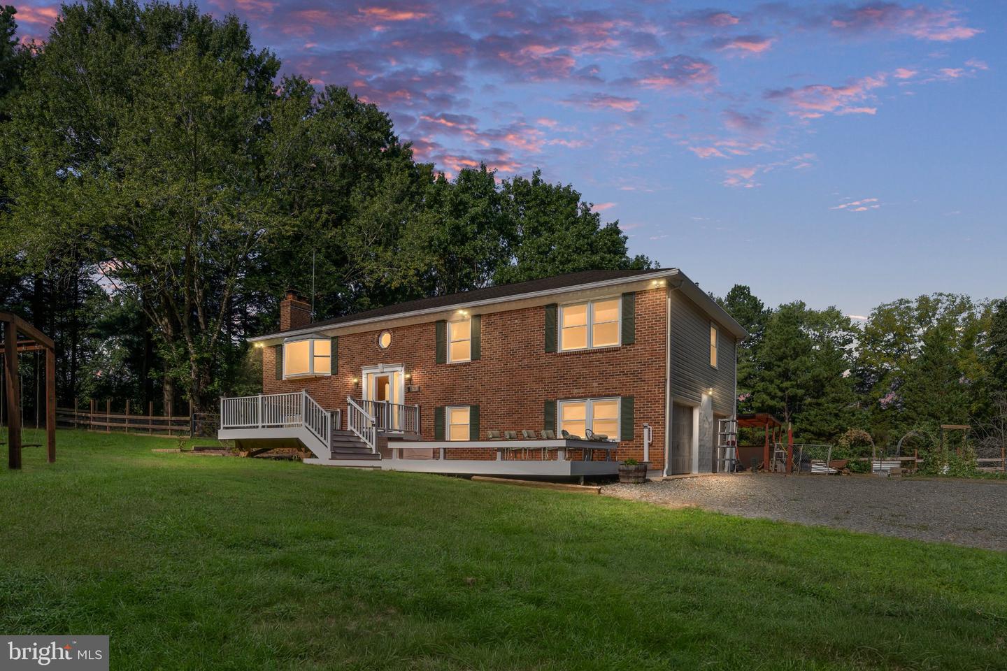 31 APACHE LN