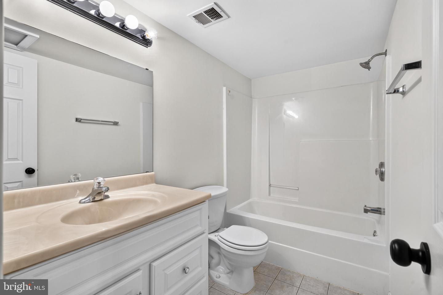 32 Fife St Property Photo 33