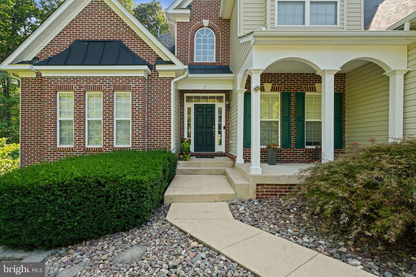 6 Arden Ln Property Photo 6