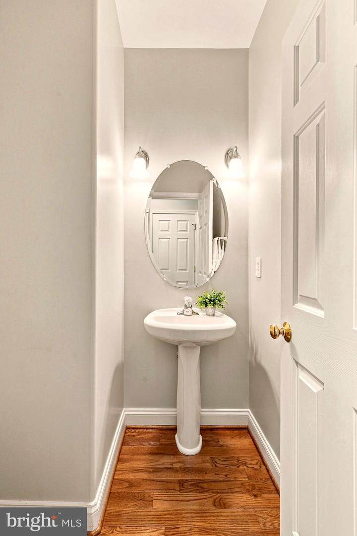 6 Arden Ln Property Photo 23