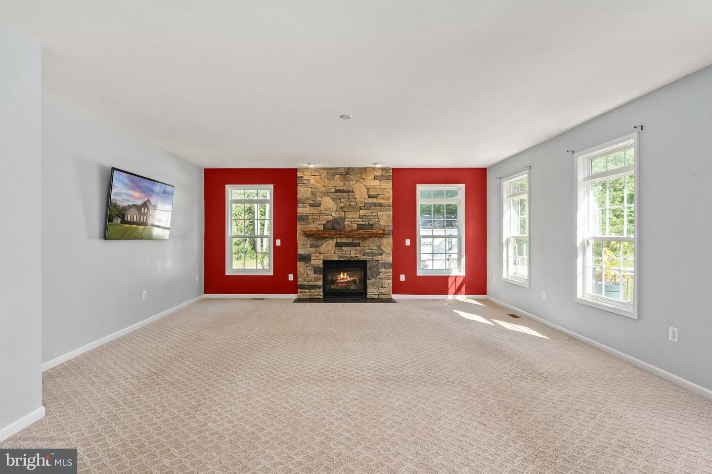 15 Burke Dr Property Photo 24