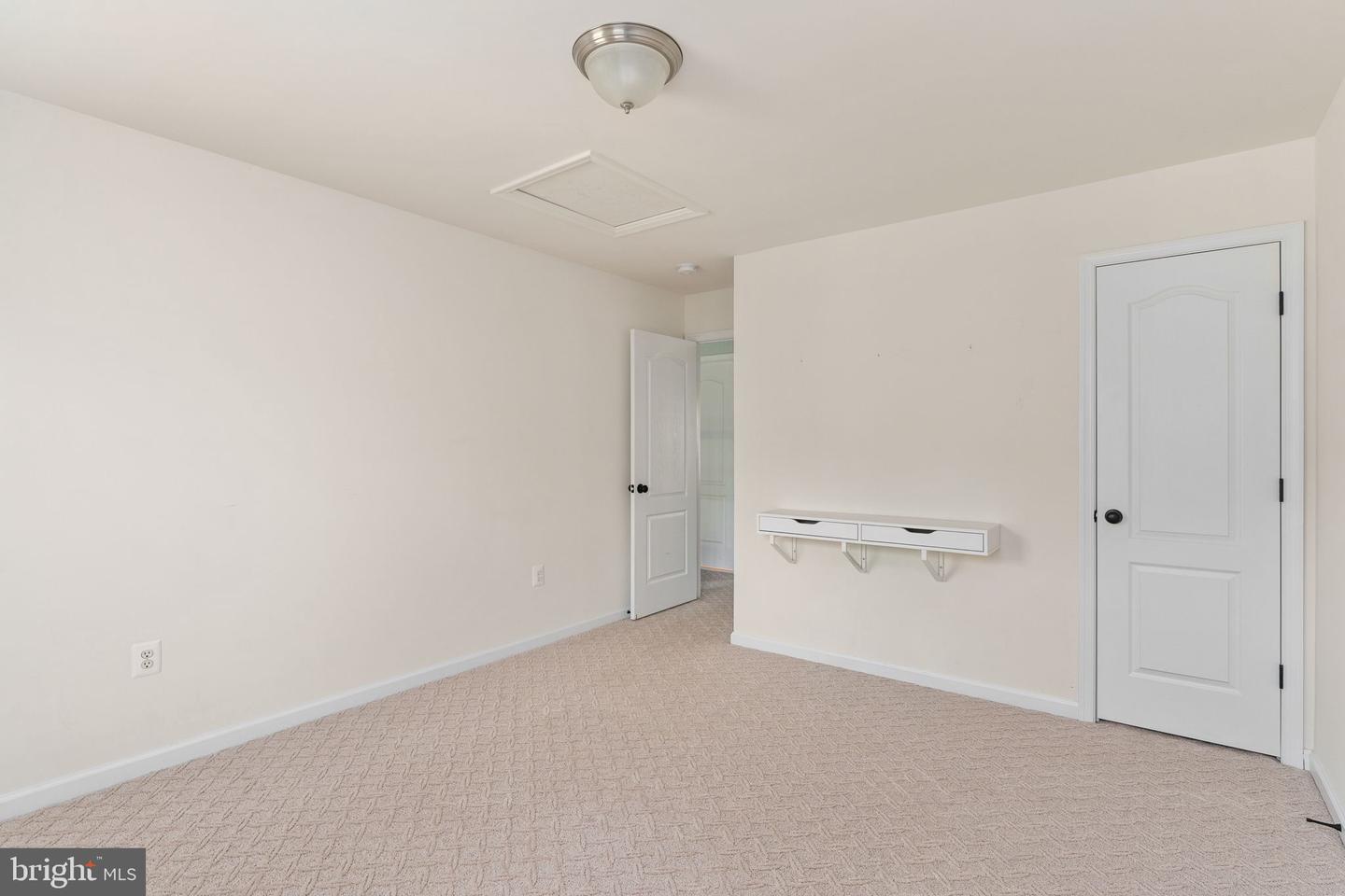 15 Burke Dr Property Photo 32