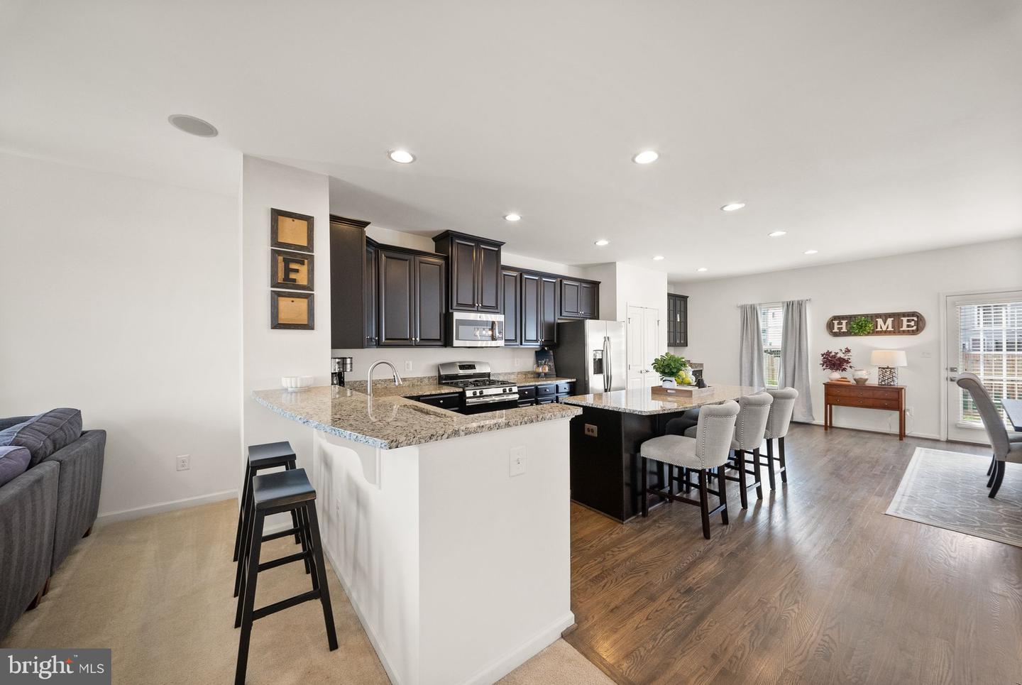 112 Landing Dr Property Photo 10