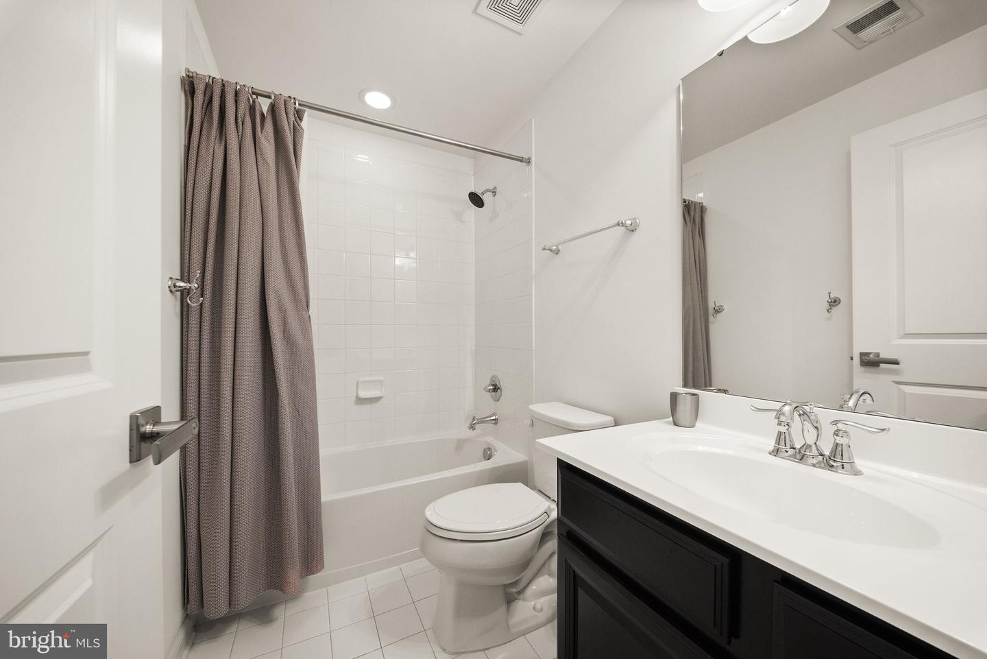 112 Landing Dr Property Photo 47