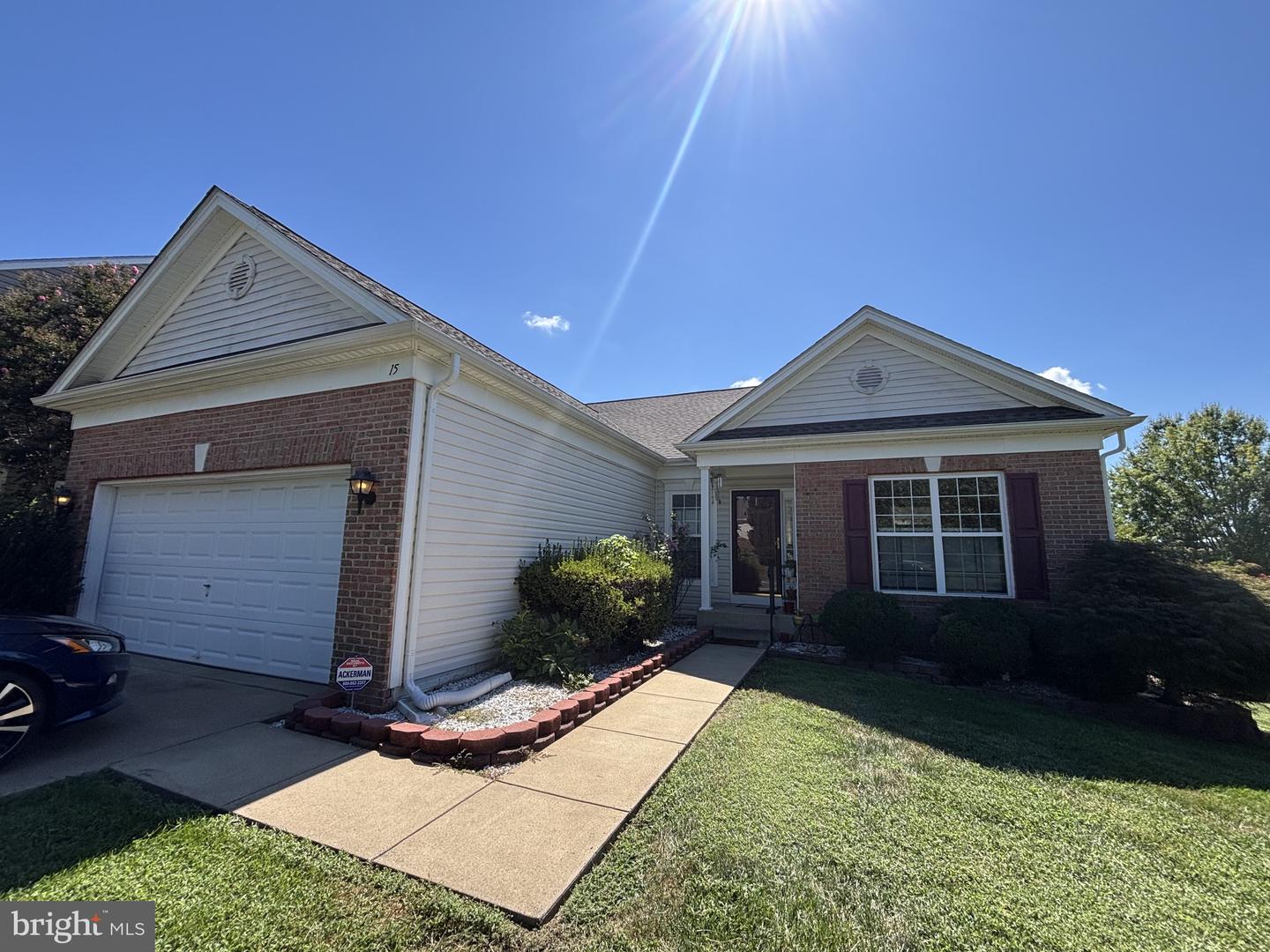 15 CASTLEWOOD DR Property Photo 1