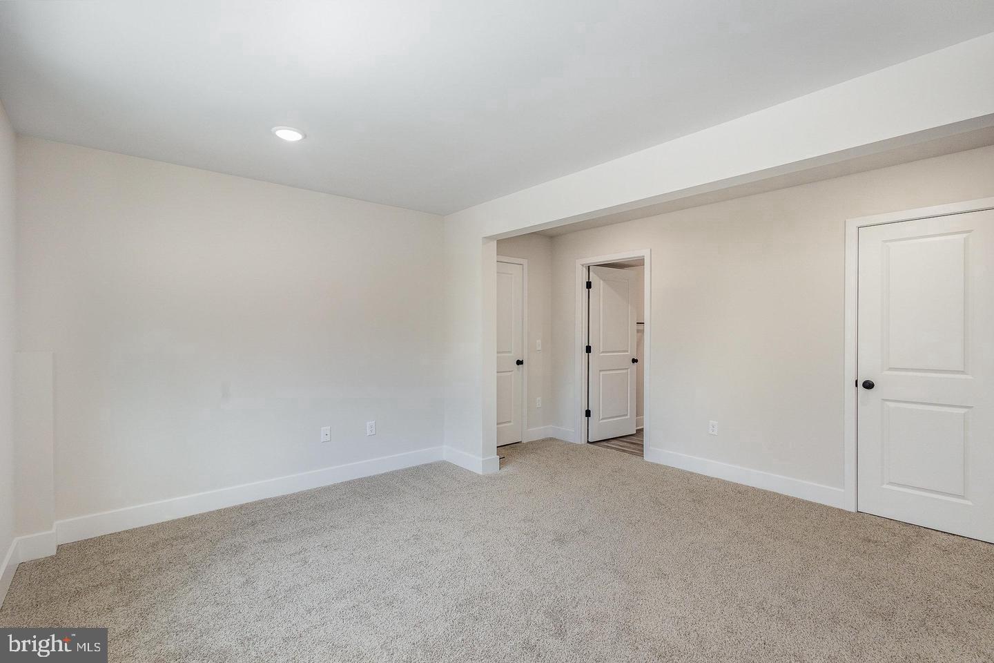 1027 John Paul Jones Dr Property Photo 29