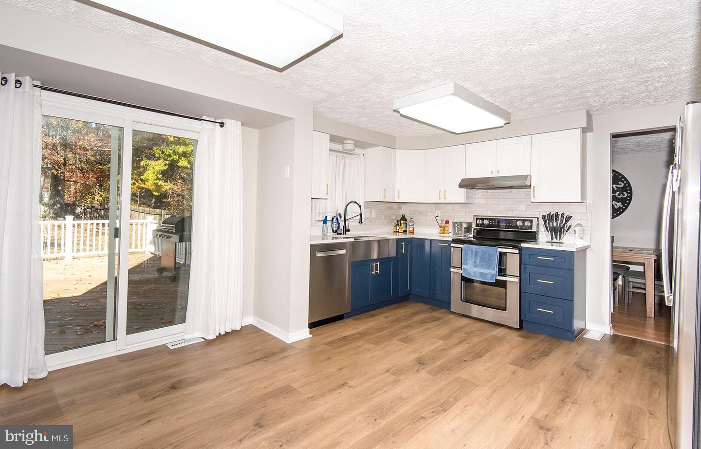 7 True Rd Property Photo 3