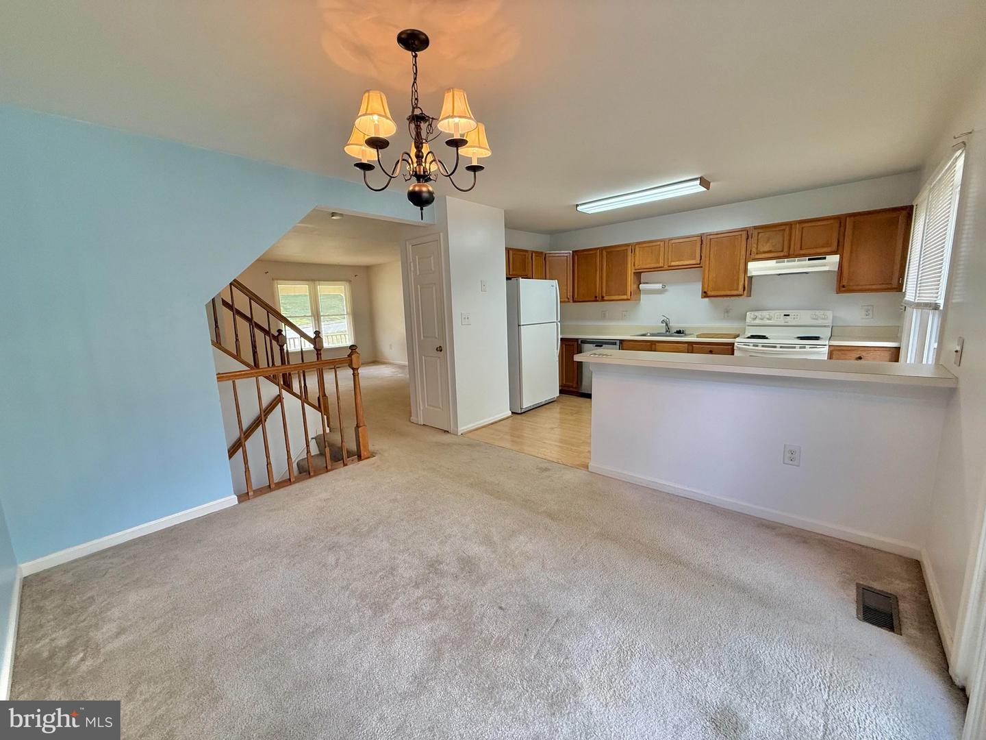 108 Twin Brook Ln Property Photo 6