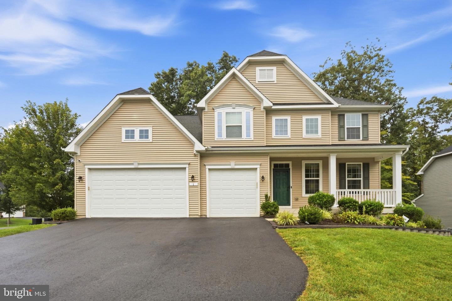 1 Knob Creek Ct Property Photo 2