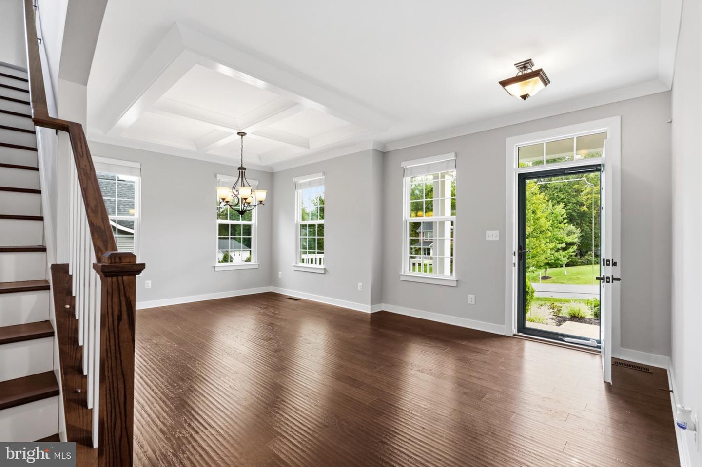 1 Knob Creek Ct Property Photo 6