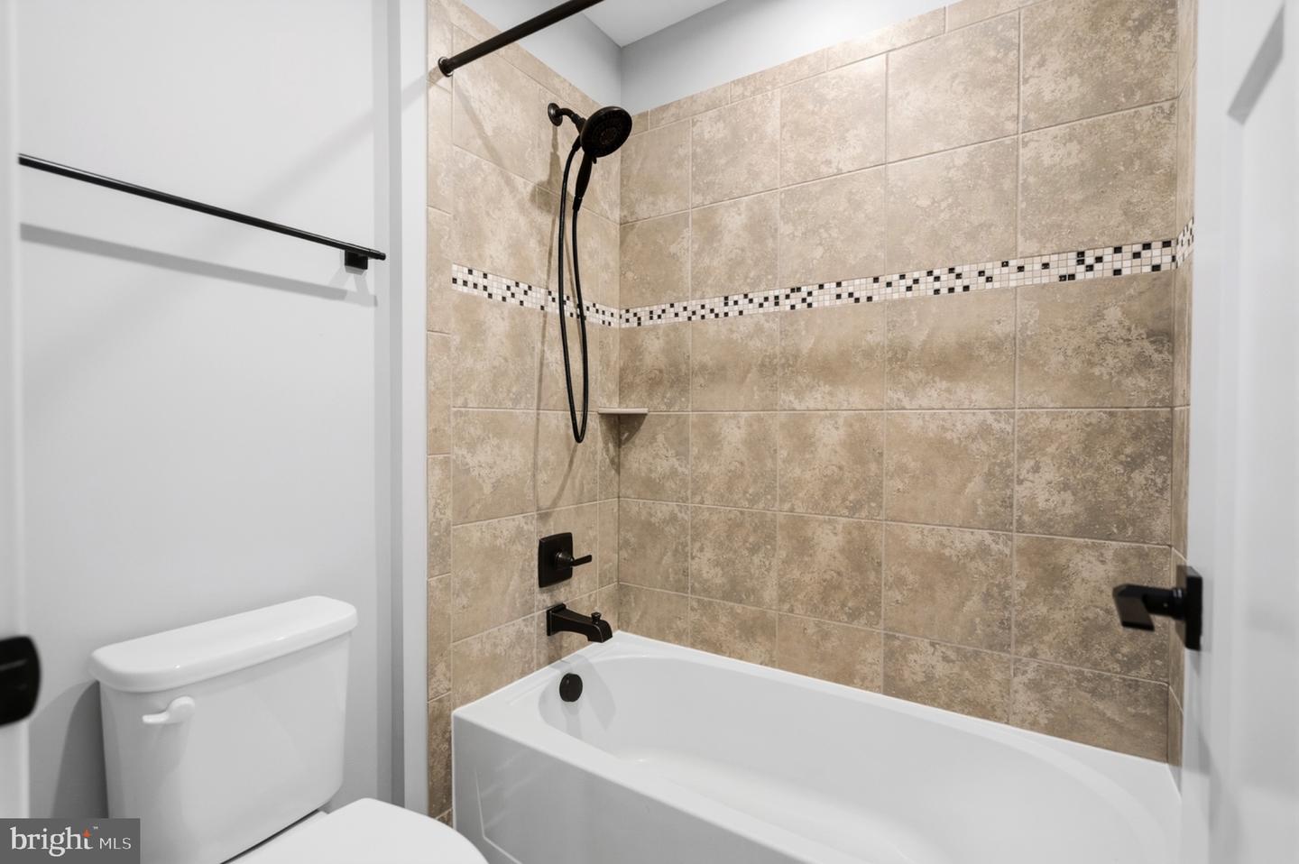 1 Knob Creek Ct Property Photo 10