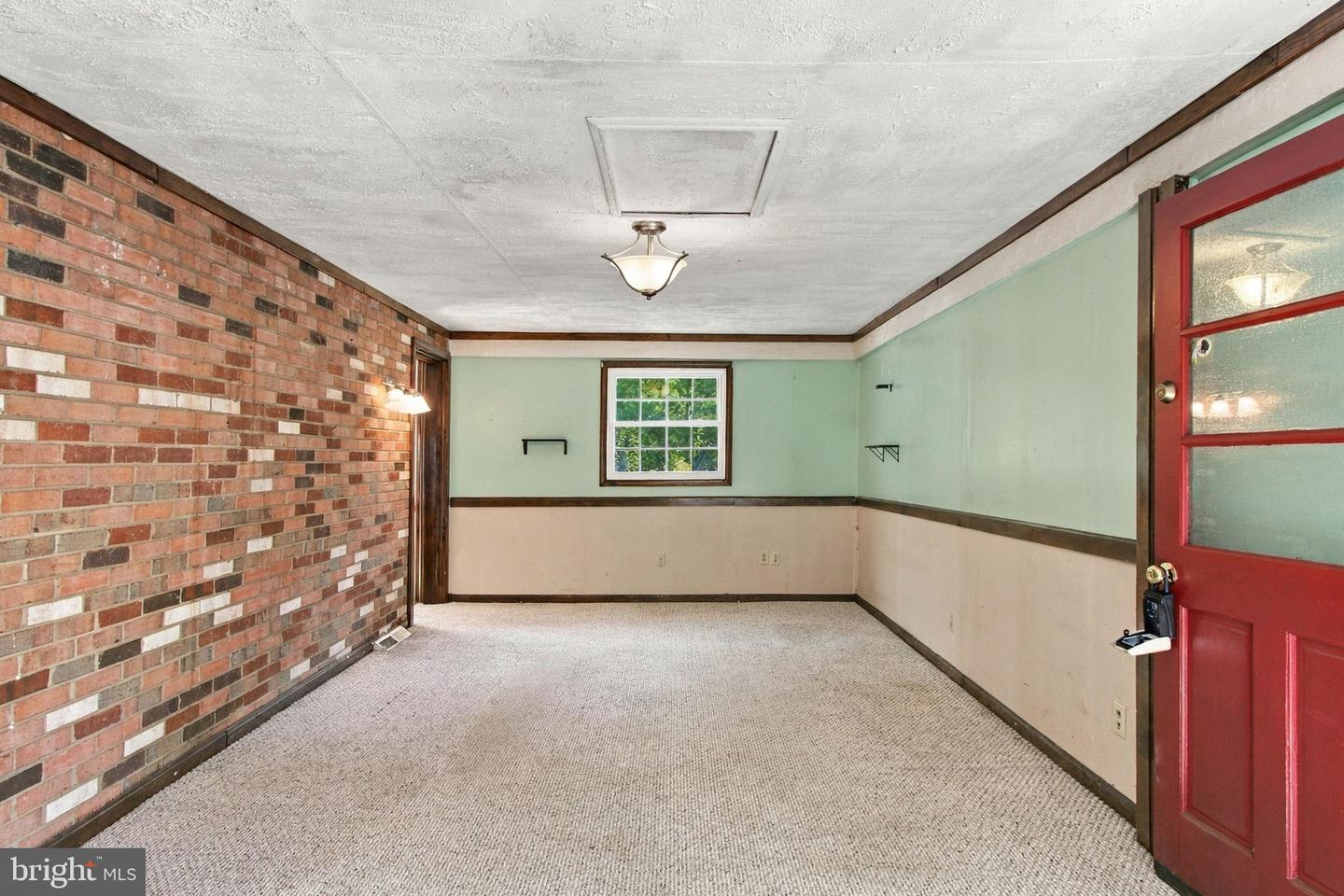 1204 Washington Dr Property Photo 11