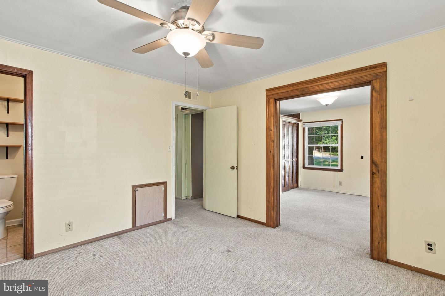 1204 Washington Dr Property Photo 14