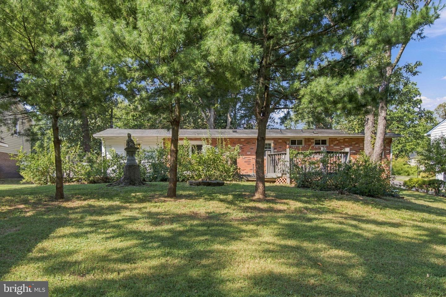 1204 Washington Dr Property Photo 24