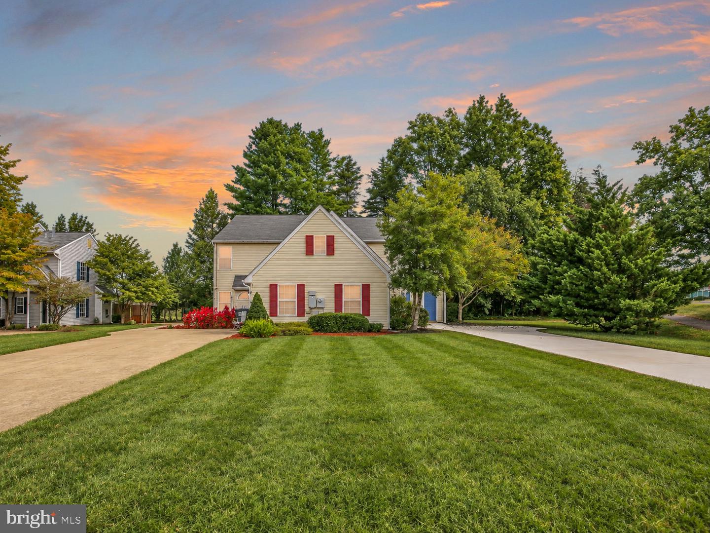 2 Regency Dr Property Photo 4