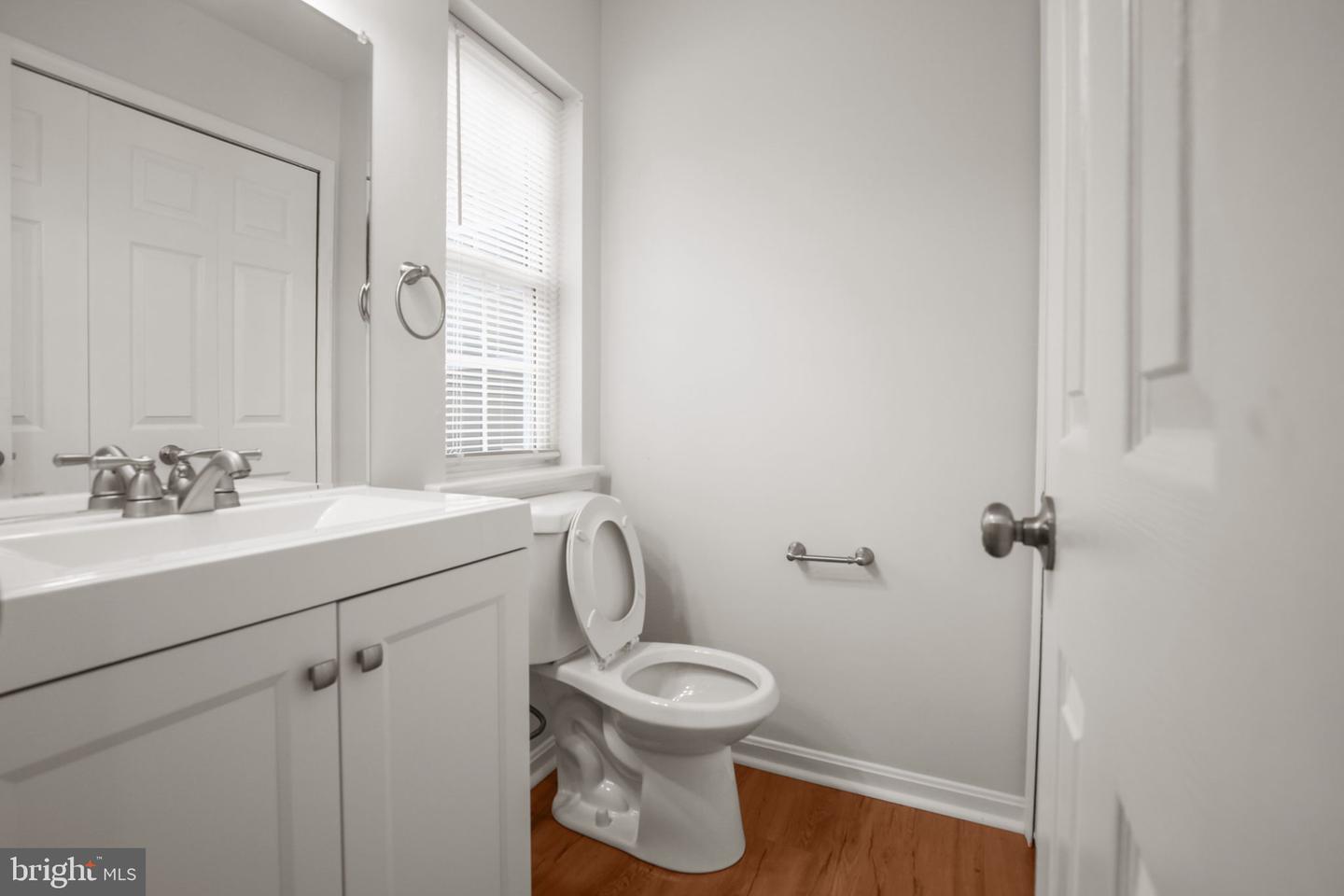 2 Regency Dr Property Photo 7