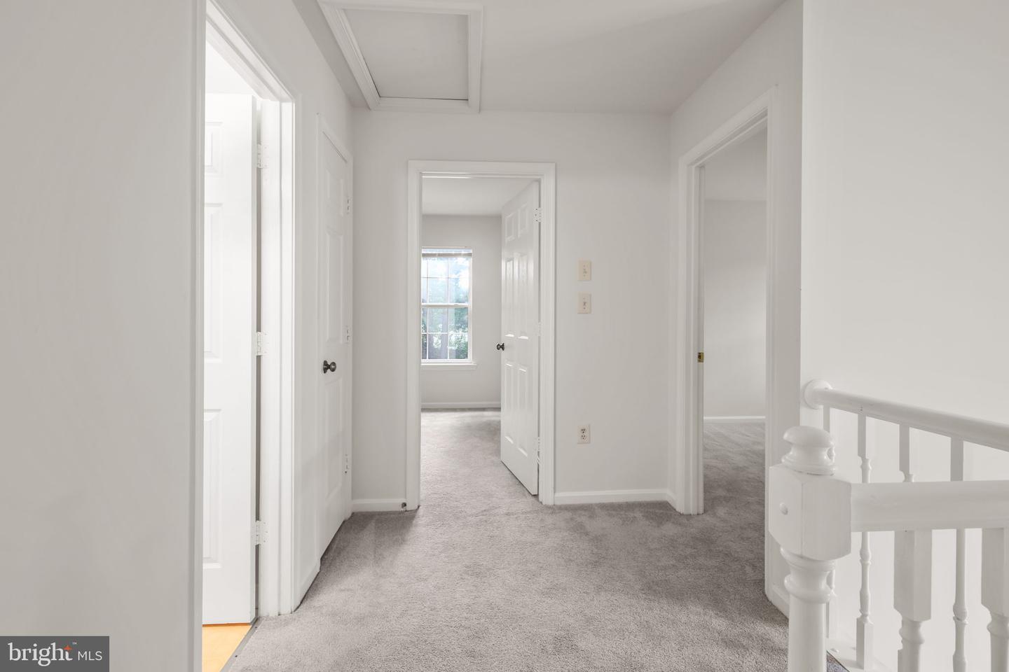 2 Regency Dr Property Photo 37