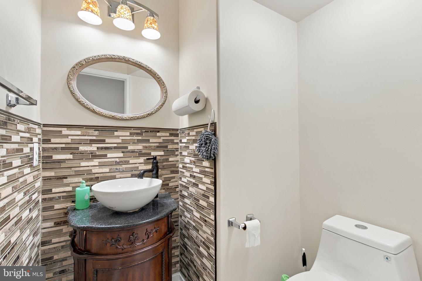 24 Pebble Pl Property Photo 20