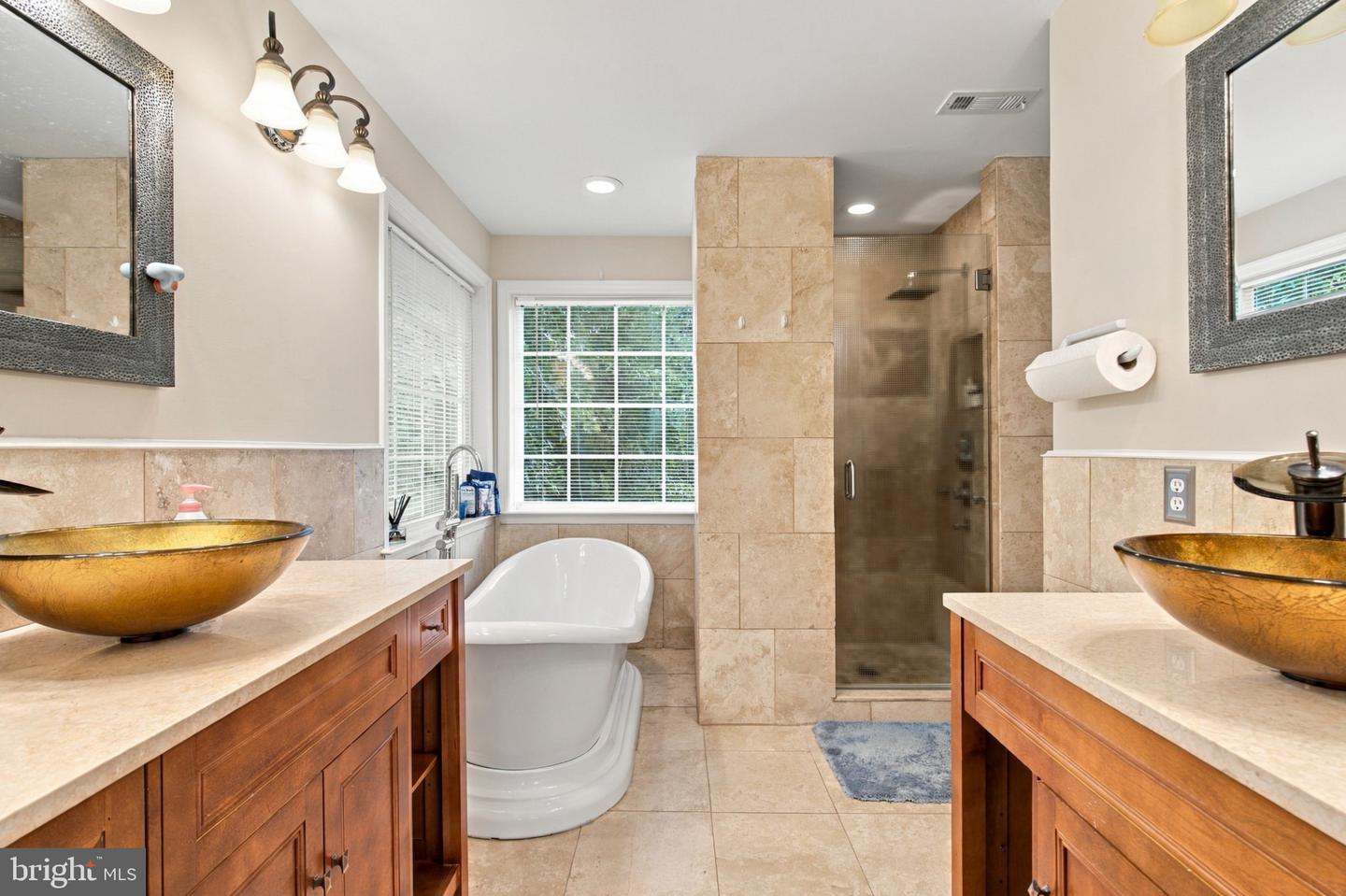 24 Pebble Pl Property Photo 24