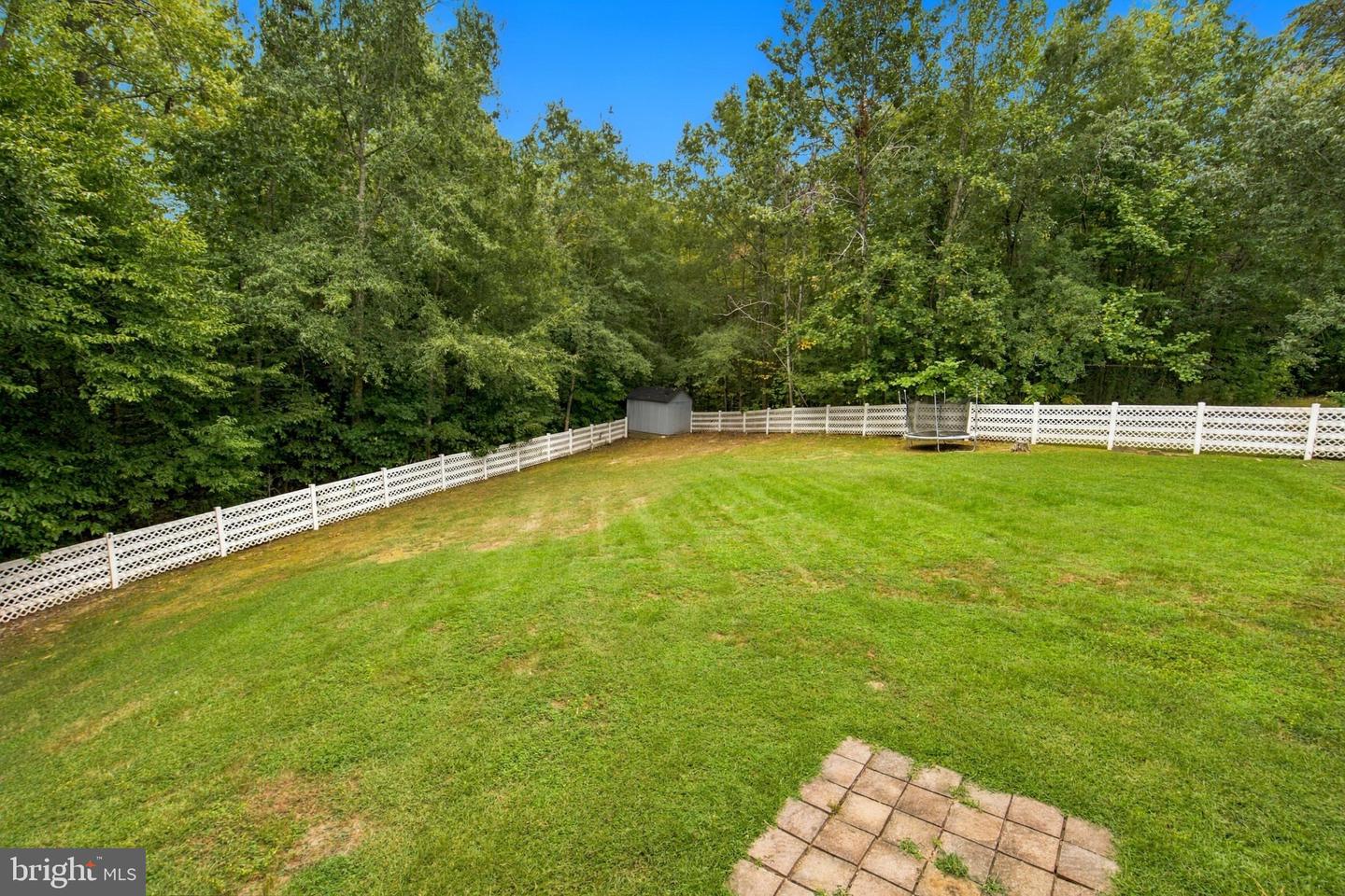 24 Pebble Pl Property Photo 46